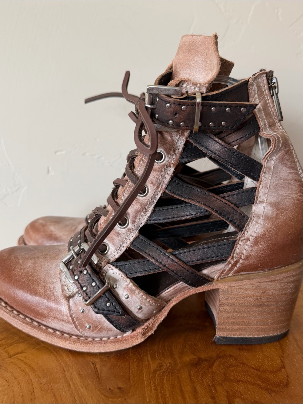 Freebird Cheyenne Ankle Boots 8 Tan Brown Leather Lace-Up Zip Strappy Block Heel